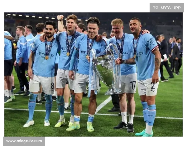 如何理解曼城7号后卫在战术体系中的独特角色与作用